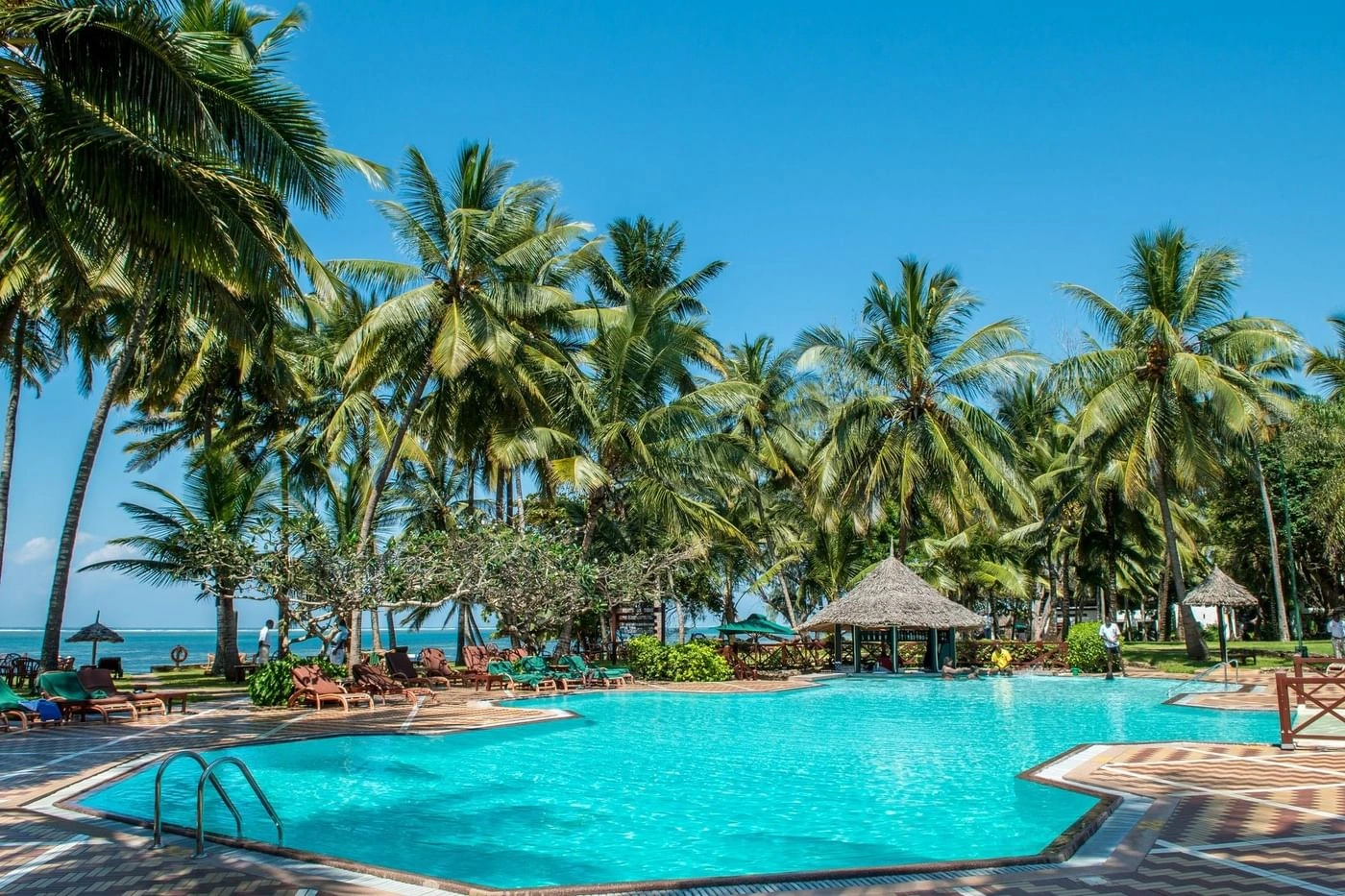 Serena Beach Resort & Spa 7